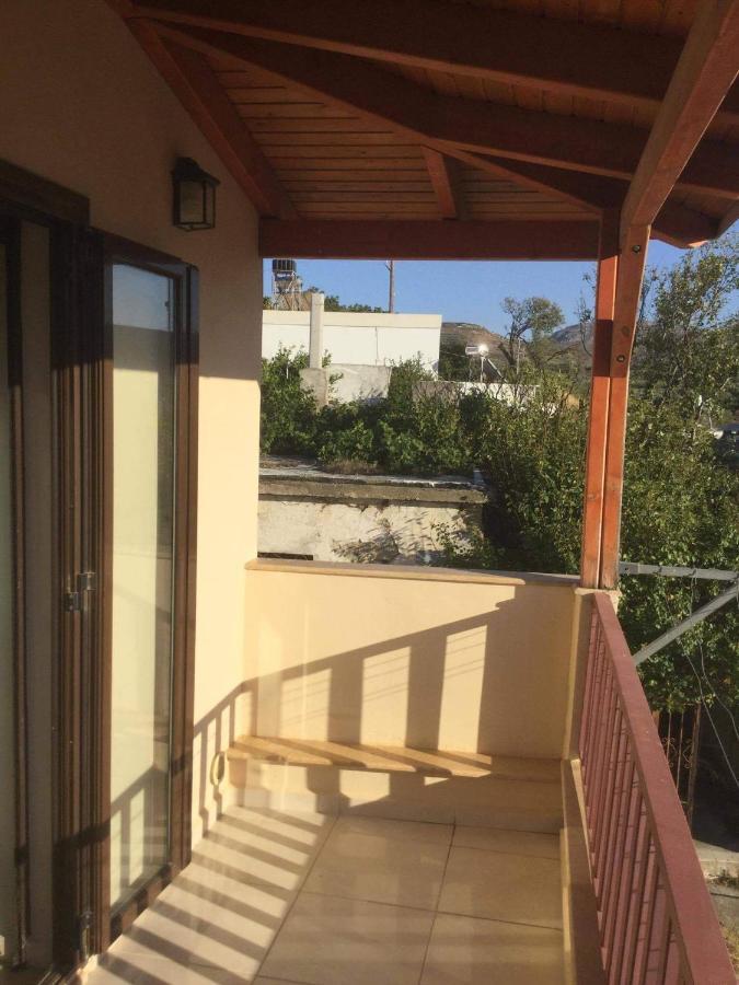 Cosy Country Villa Pappaygiannades Bagian luar foto