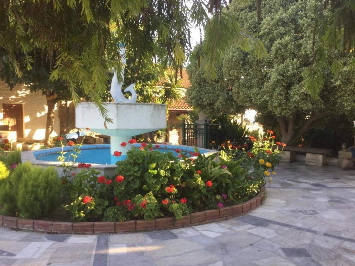 Cosy Country Villa Pappaygiannades Bagian luar foto